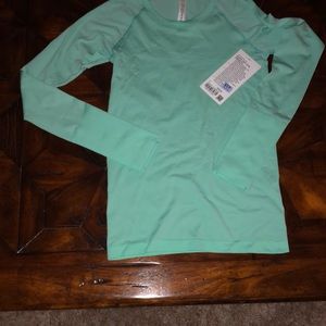 LULULEMON Swiftly Tech L/S